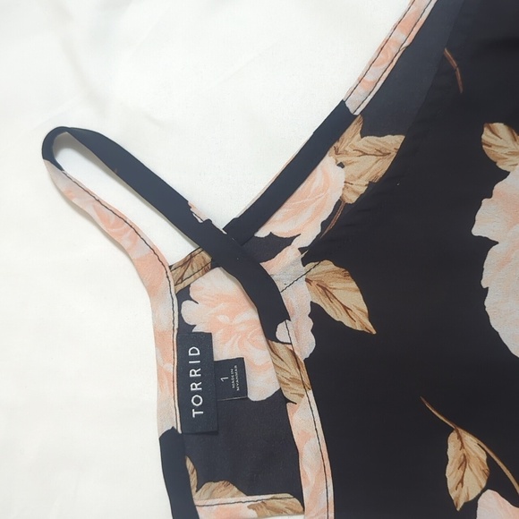 Torrid Georgette Drop Waist Halter Top, Color Floral Black Size 1X - Picture 10 of 15